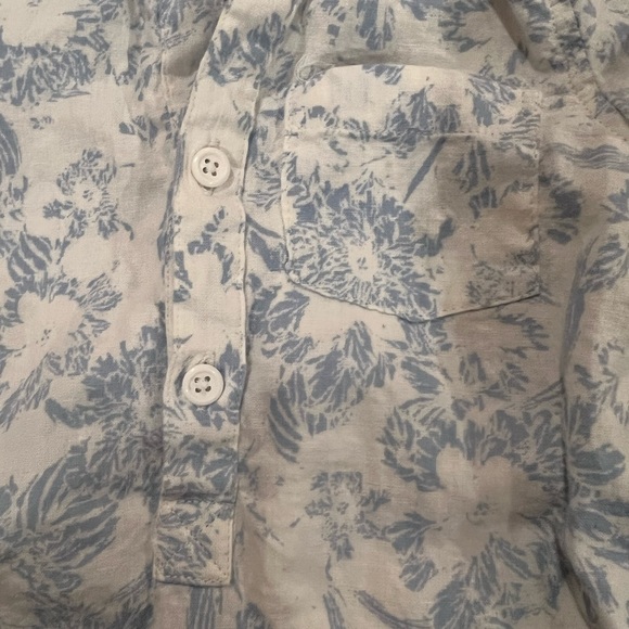 Floral ivory linen blend romper. - Picture 6 of 6